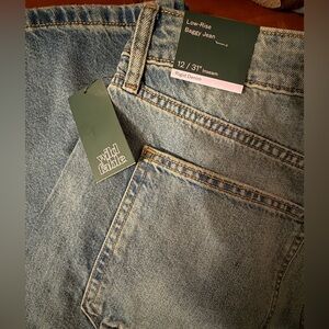 Women's Low-Rise Baggy Jeans - Wild
Fable Rigid Denim Size 12/ 31” inseam
